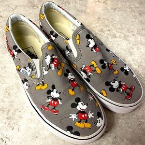 Disney x Vans Mickey Mouse Slip On - RARE!